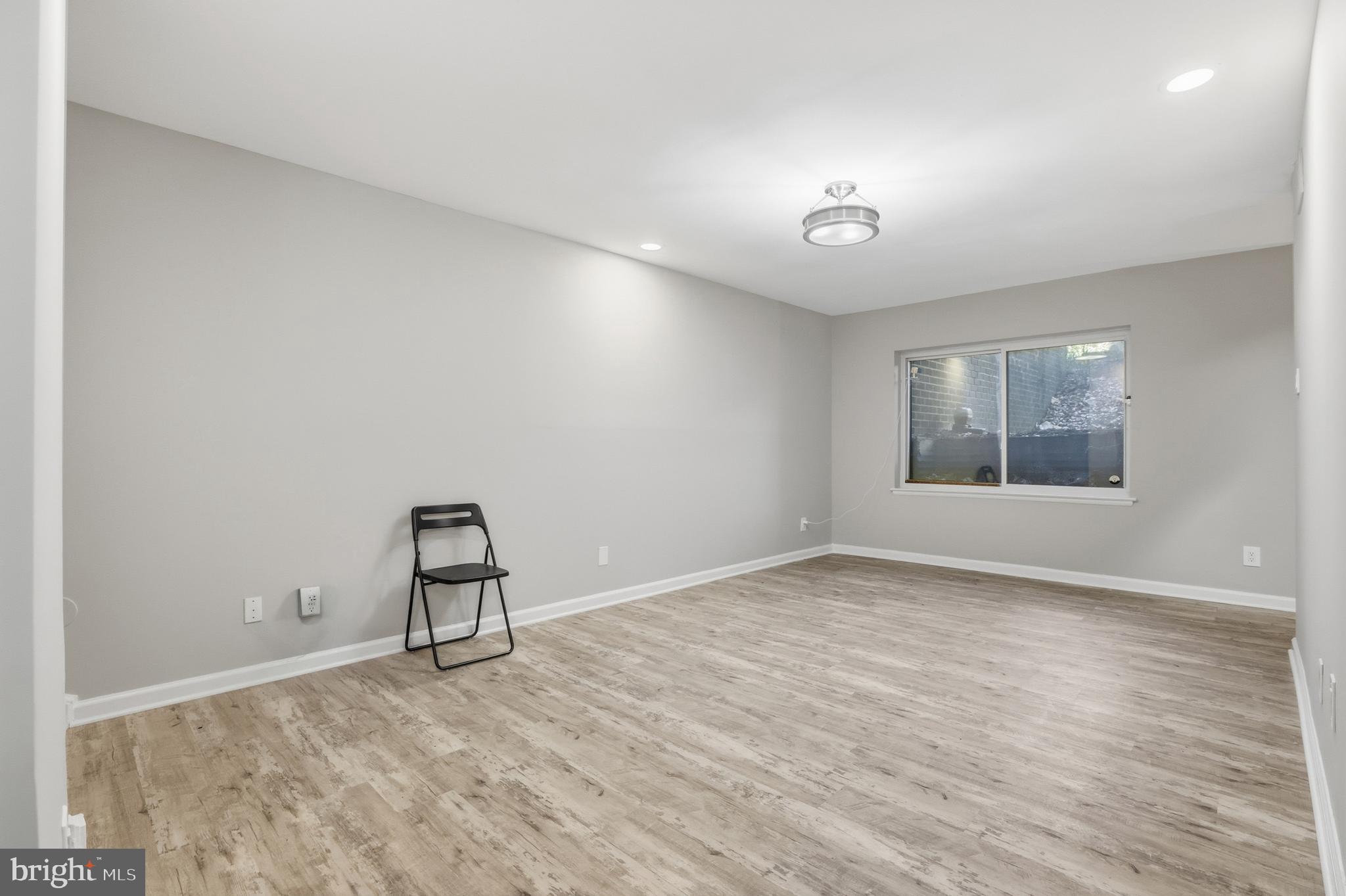 CHERRY GLEN - Residential