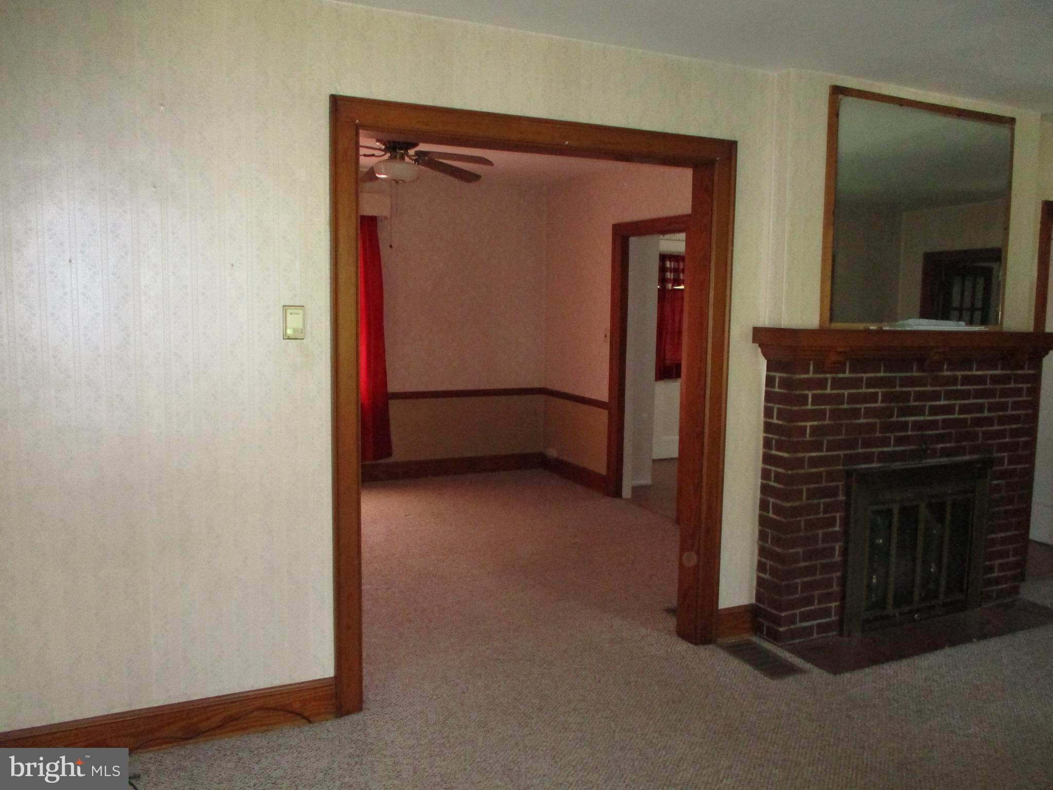 MAUGANSVILLE - Residential Lease