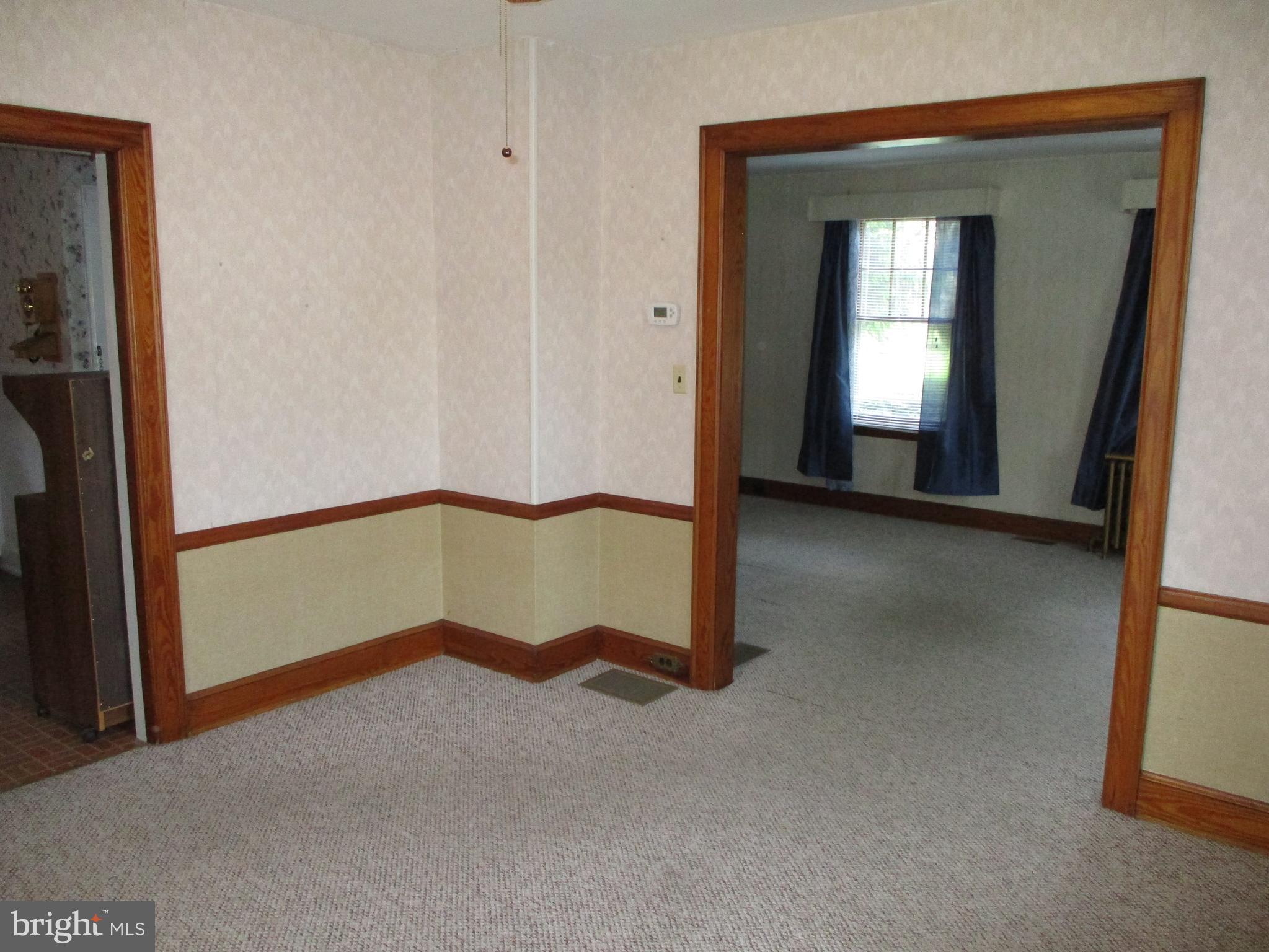 MAUGANSVILLE - Residential Lease