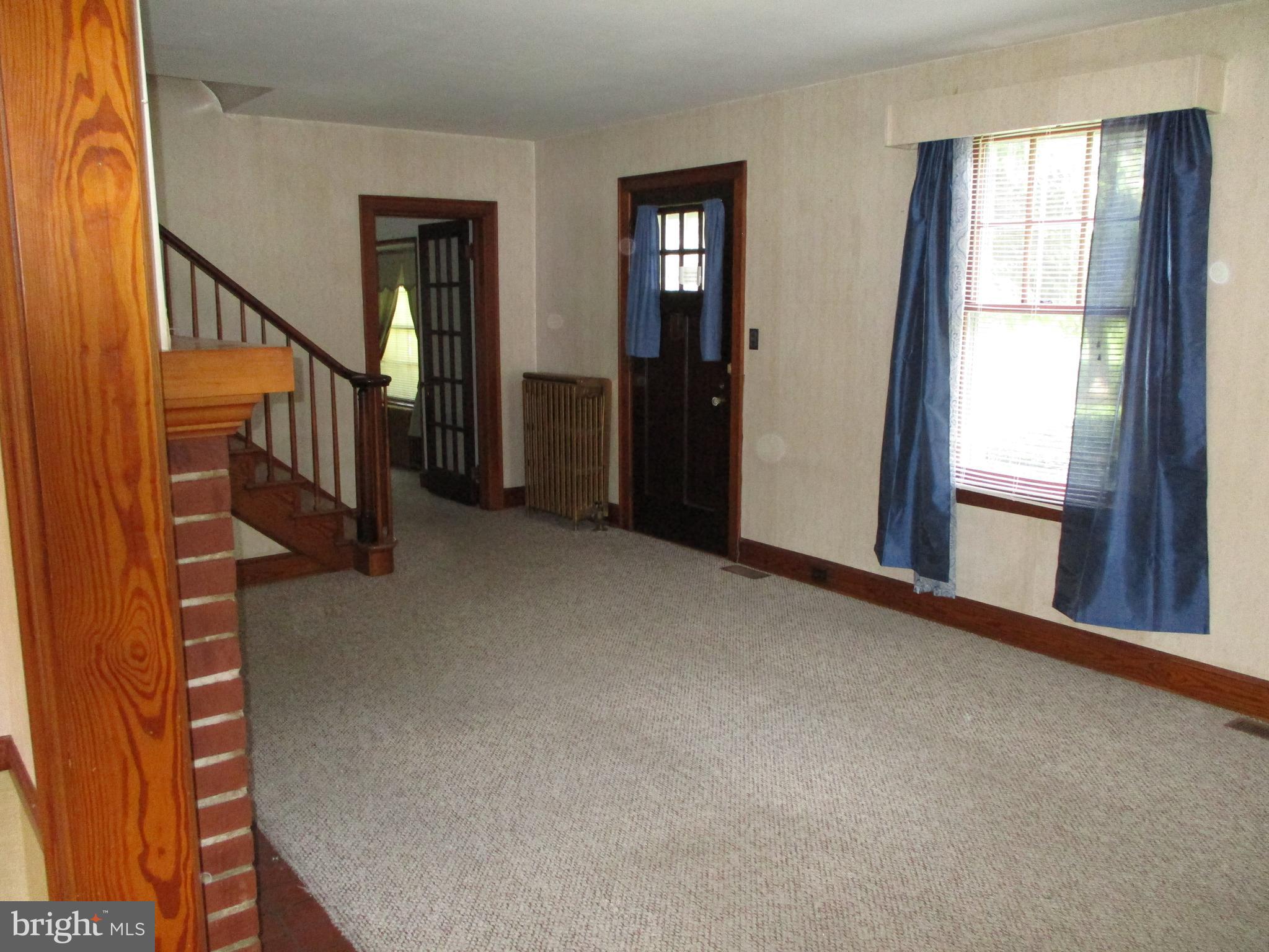 MAUGANSVILLE - Residential Lease