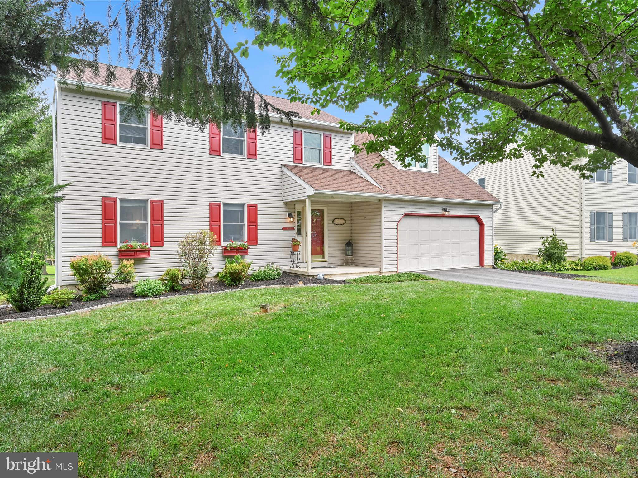 1020 FLAGSTONE COURT