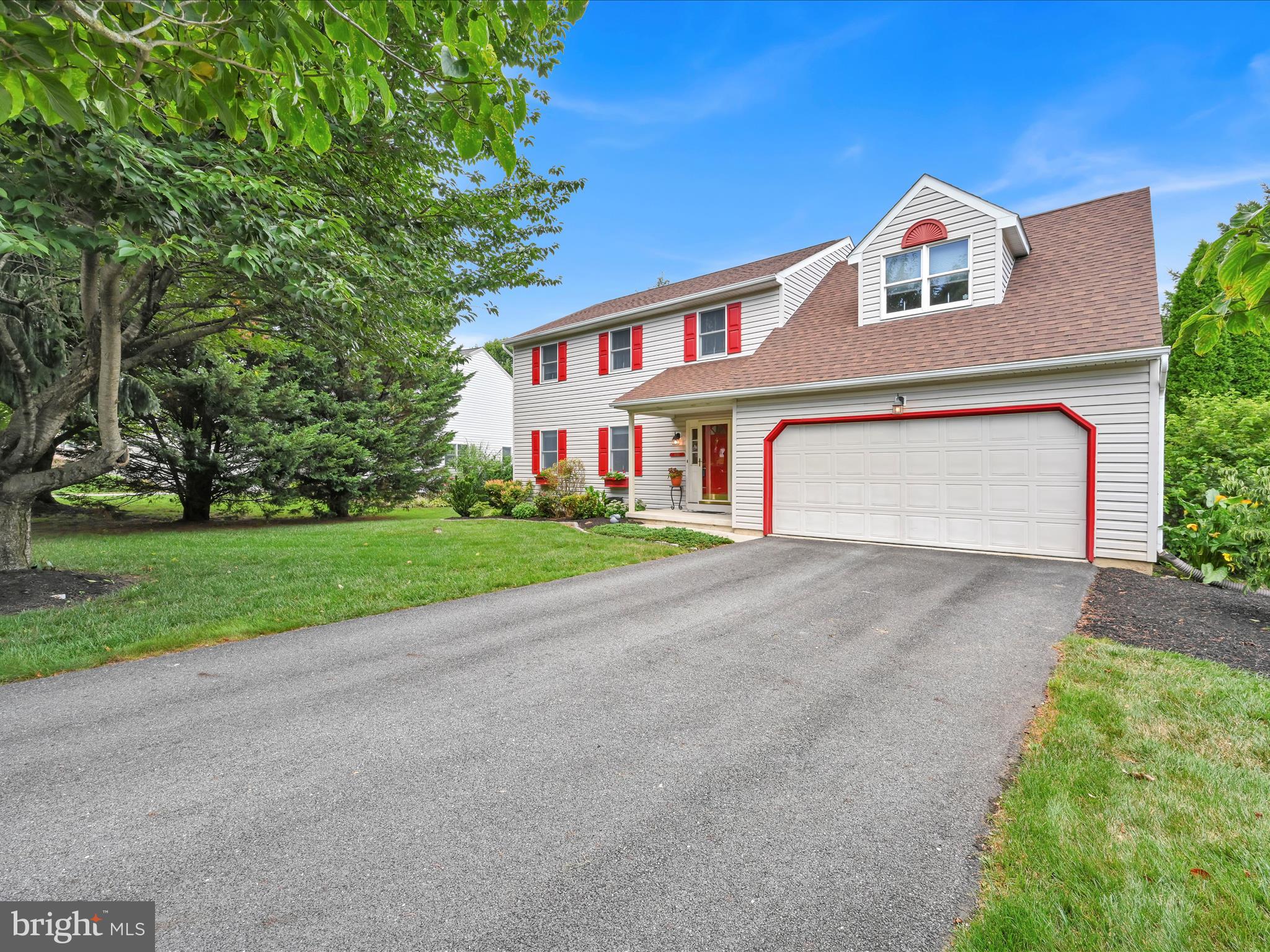 1020 FLAGSTONE COURT