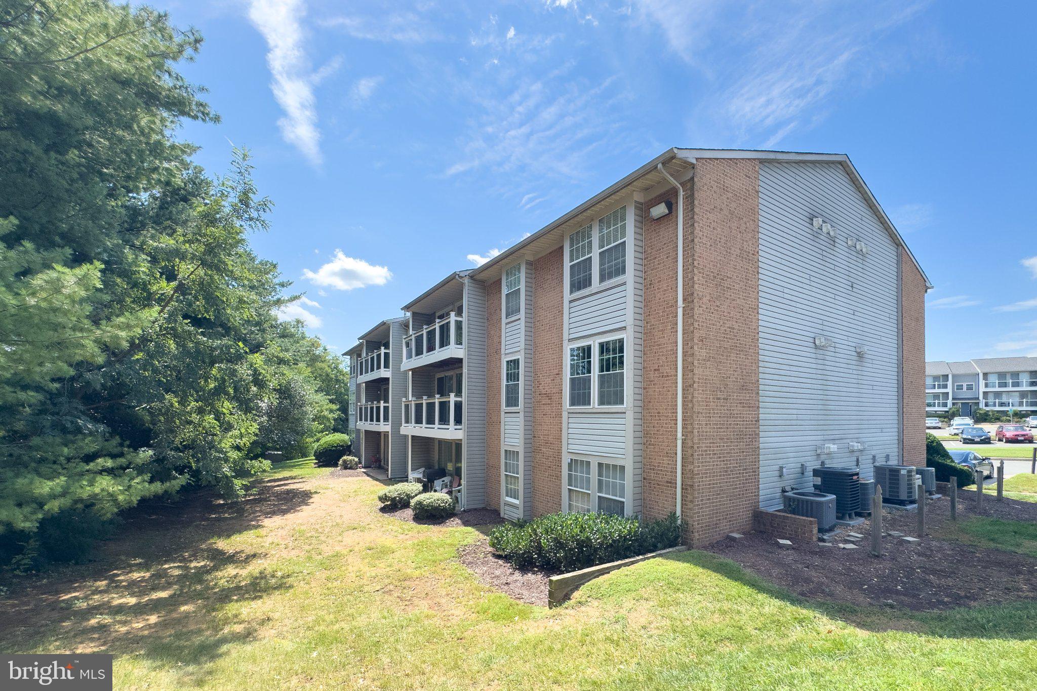 3361 YOST LANE 303