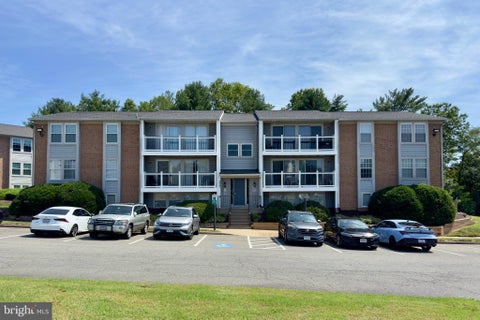 Photo of 3361 Yost Lane #303, DUMFRIES, VA 22026 (MLS # VAPW2129030)