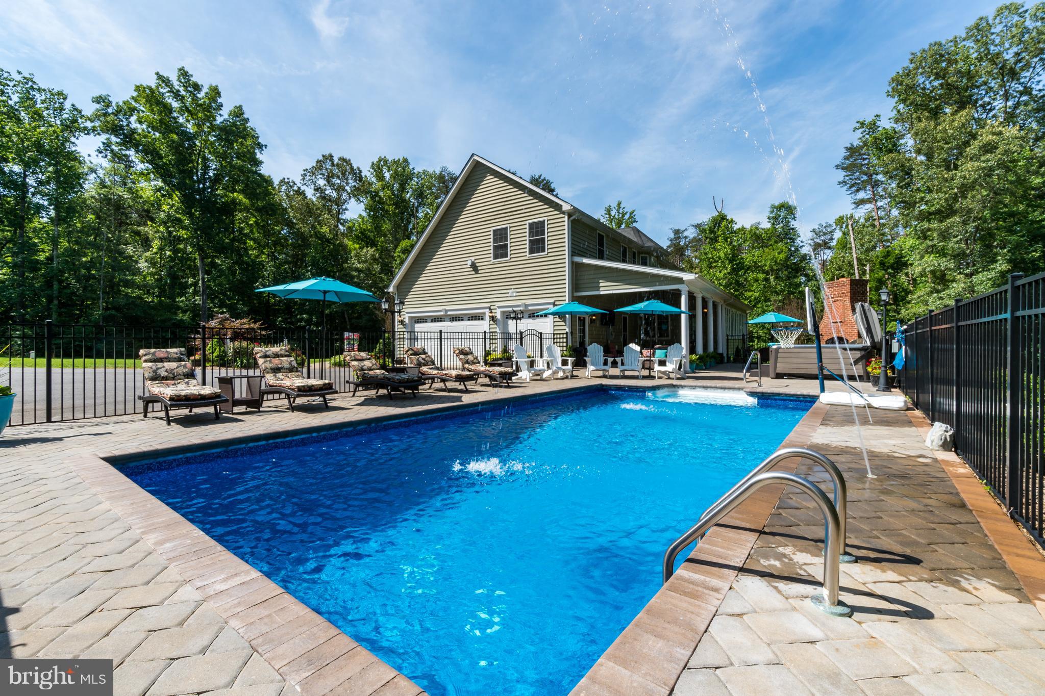 OLDE MEADOW - Residential