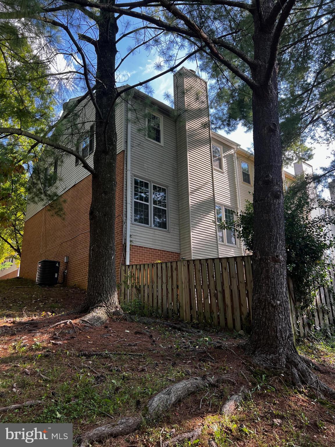 SHADY GROVE VILLAGE - Residential