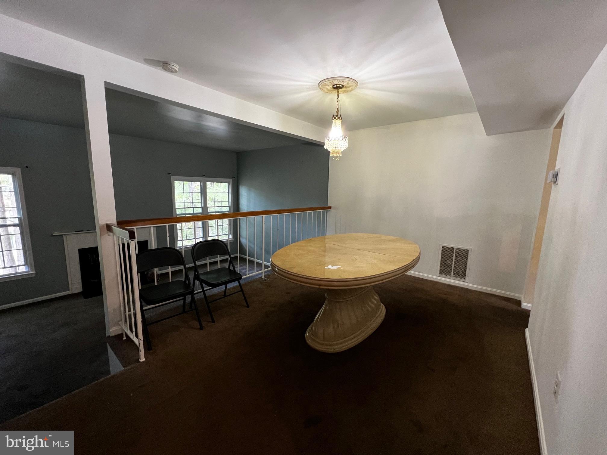 SHADY GROVE VILLAGE - Residential