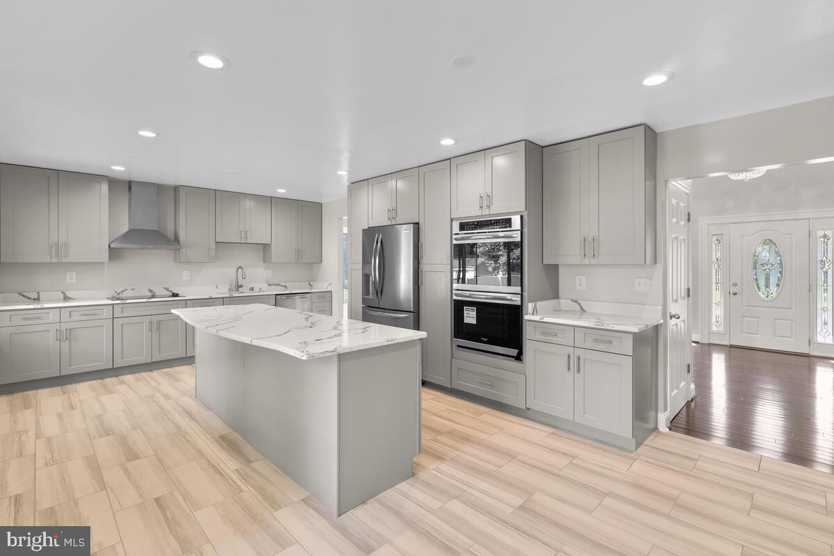 OLNEY SQUARE - Residential