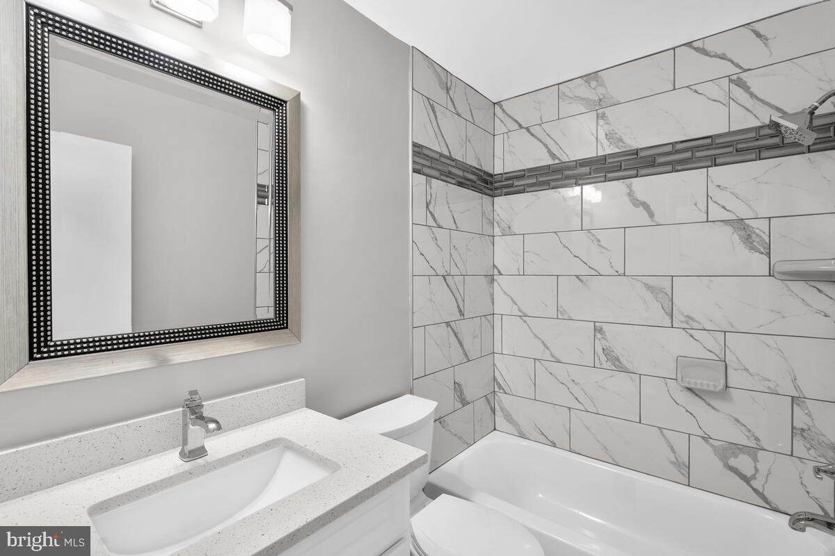 OLNEY SQUARE - Residential