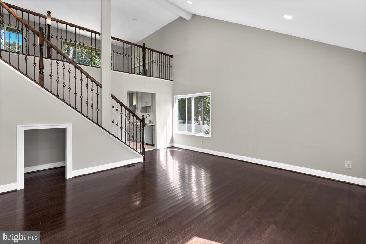 OLNEY SQUARE - Residential