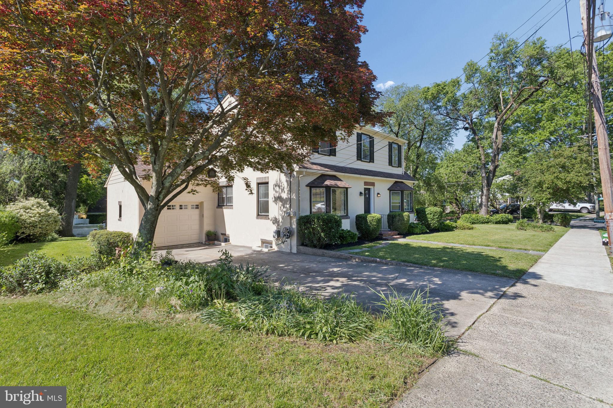 300 HUTCHINSON AVENUE