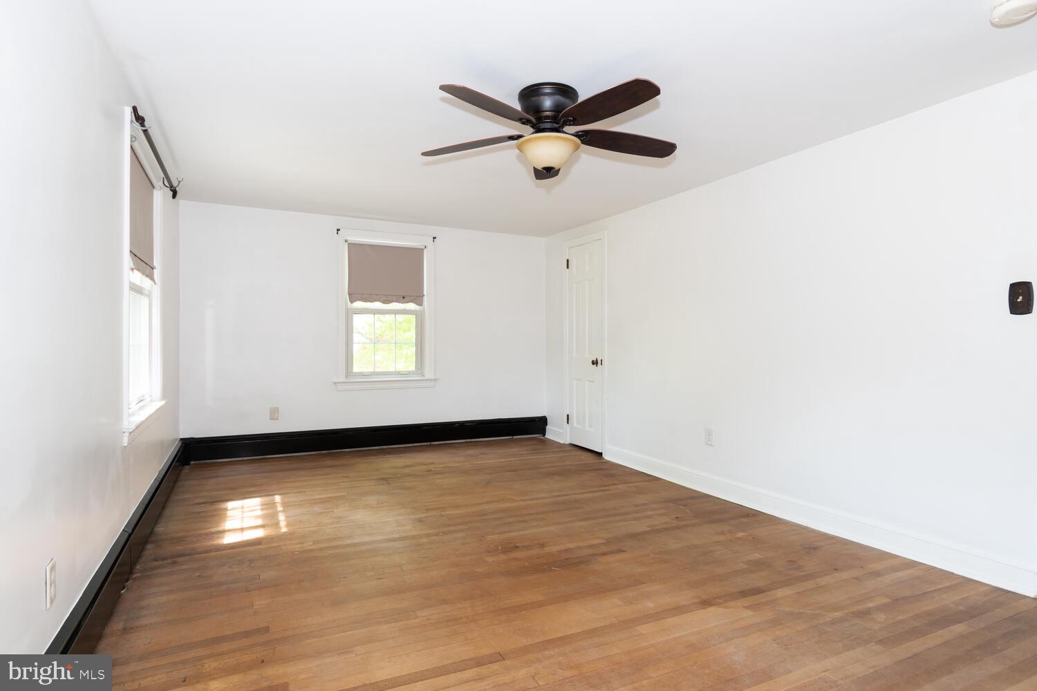 DENTON AREA - Residential