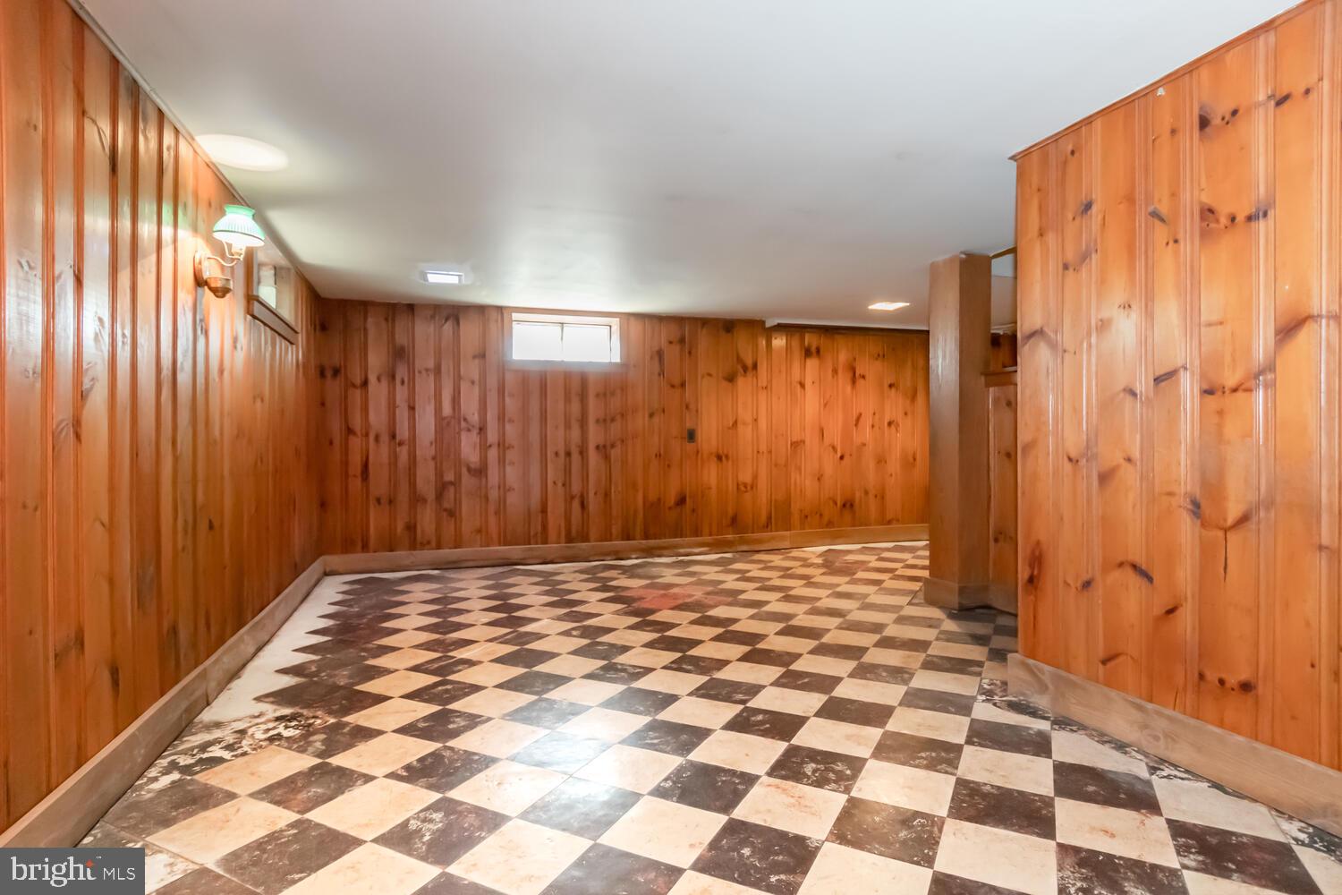 DENTON AREA - Residential