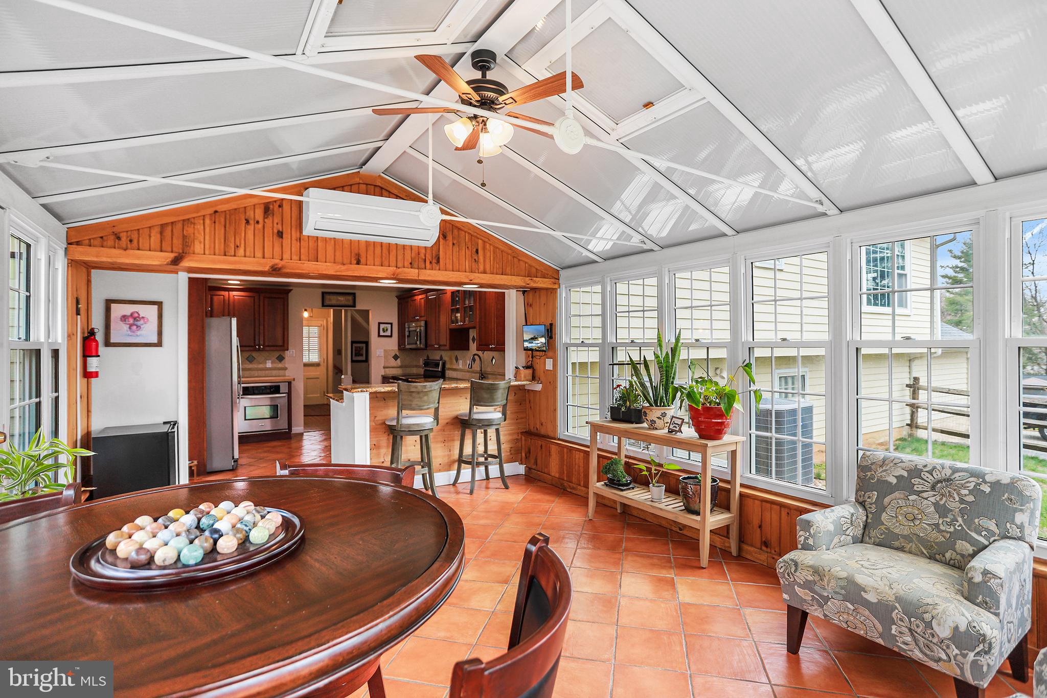 FOX VALLEY - Residential