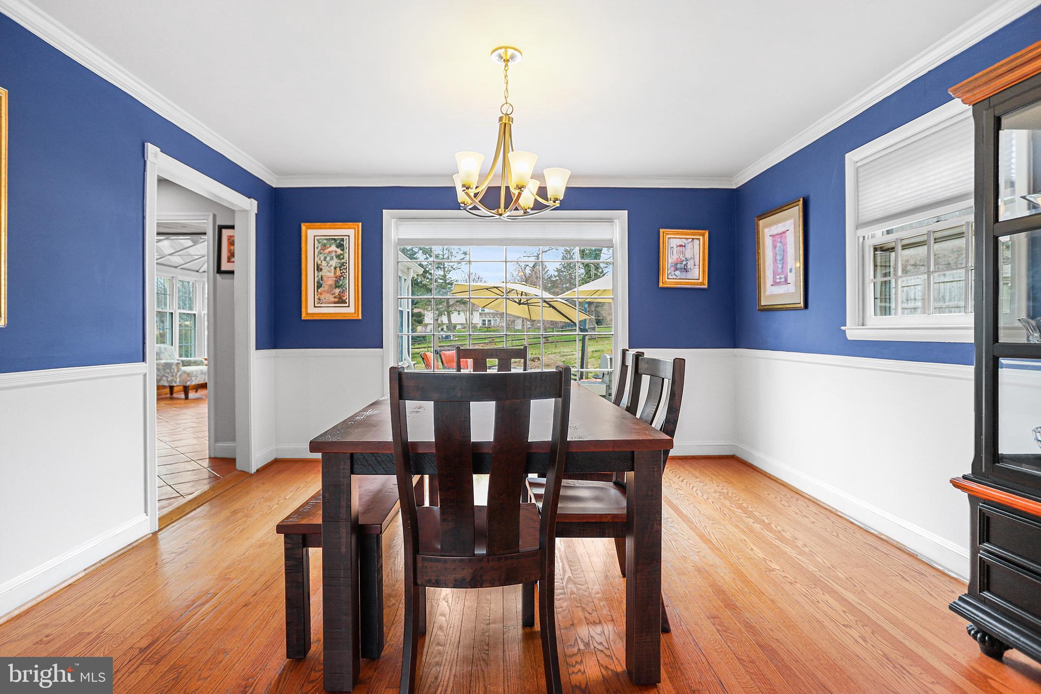 FOX VALLEY - Residential