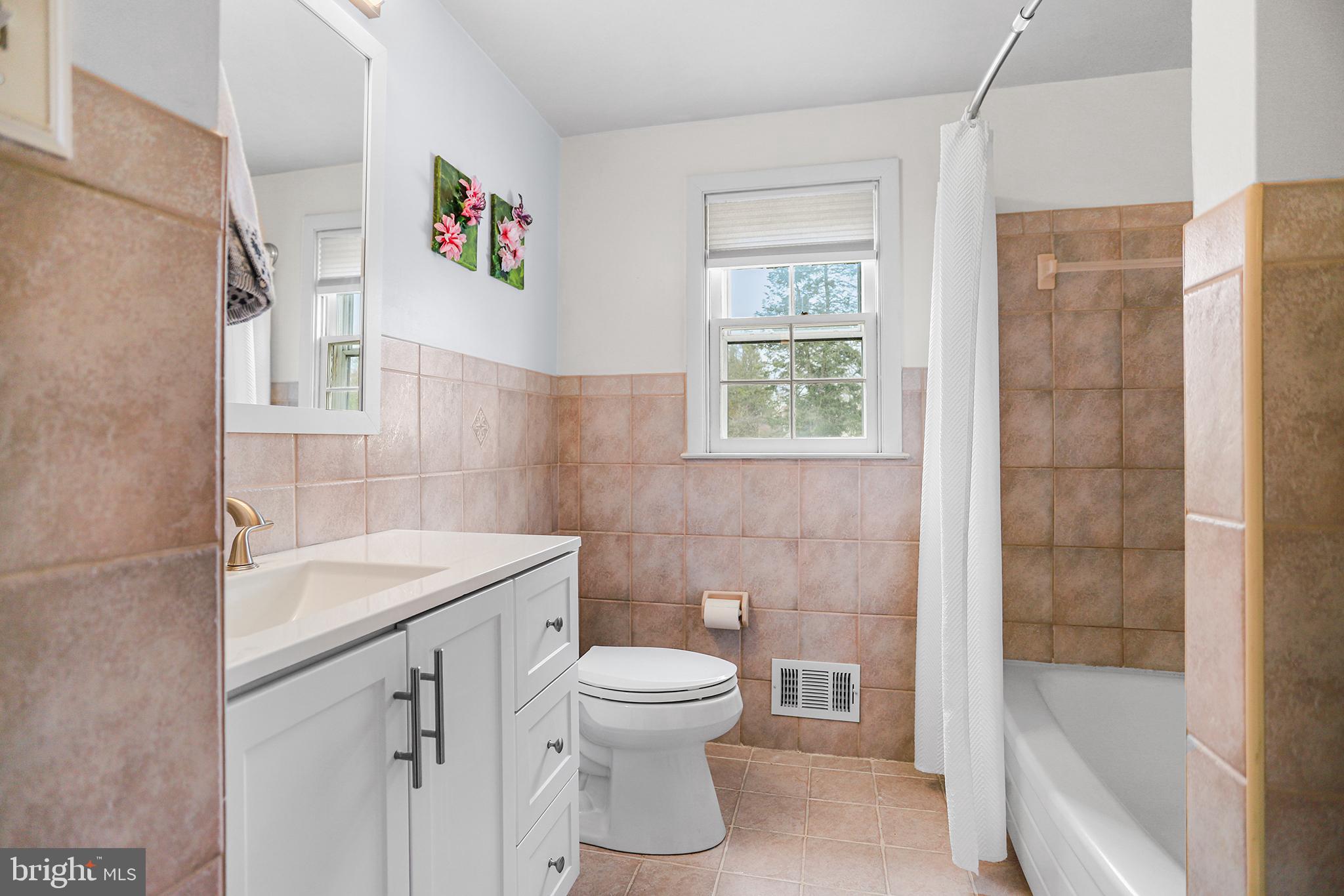 FOX VALLEY - Residential