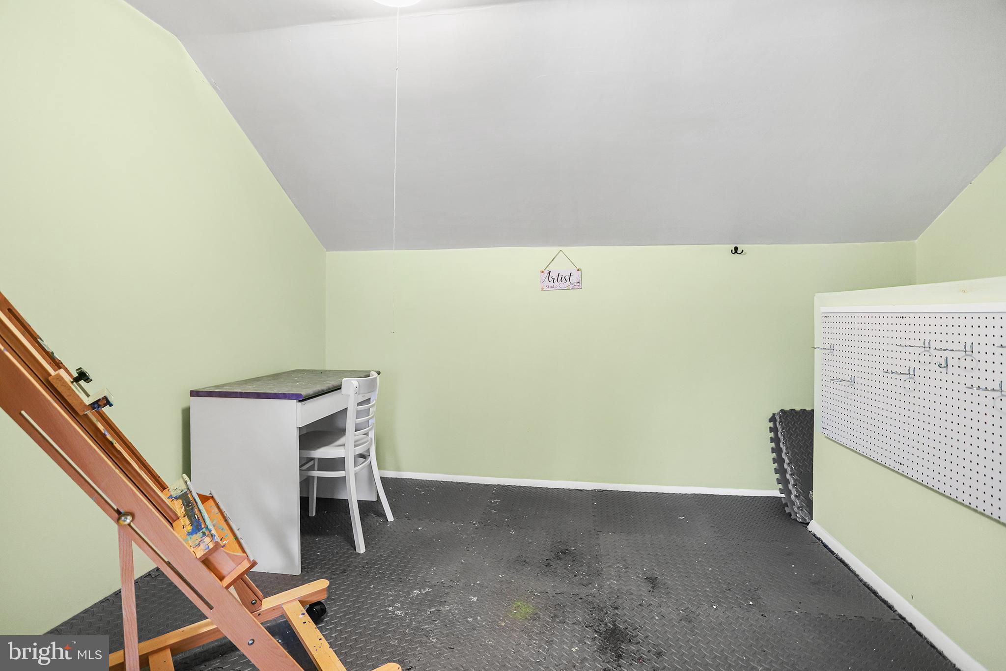 FOX VALLEY - Residential