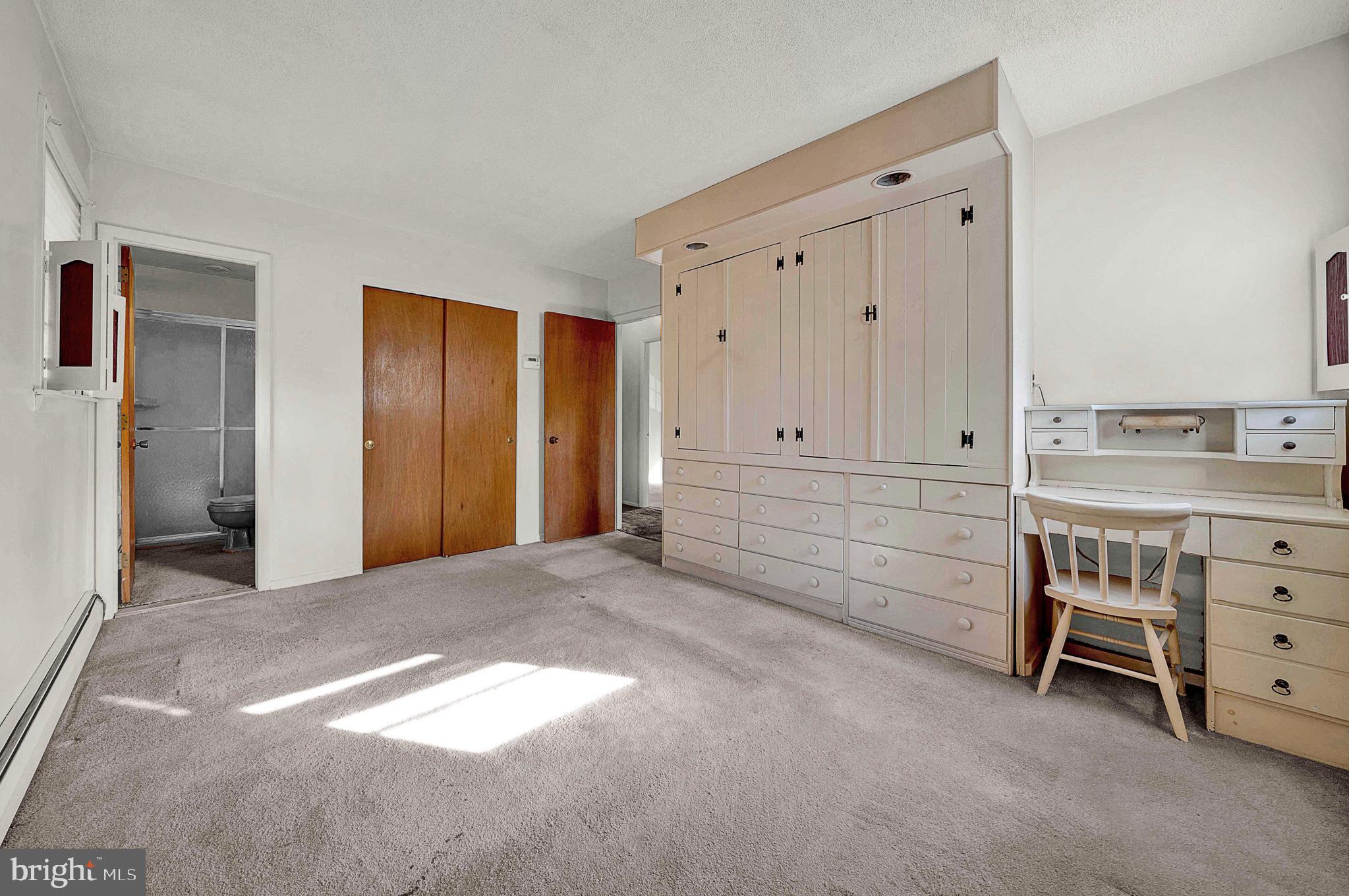 PENN BROOKE - Residential