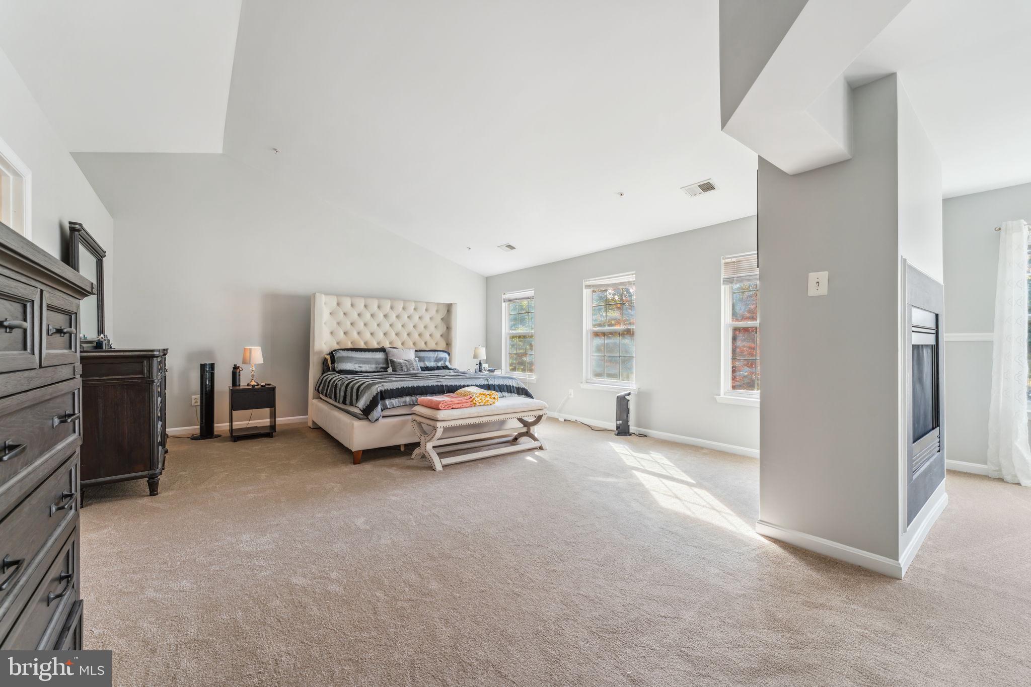 ROSE VALLEY-PLAT EIGHT> - Residential