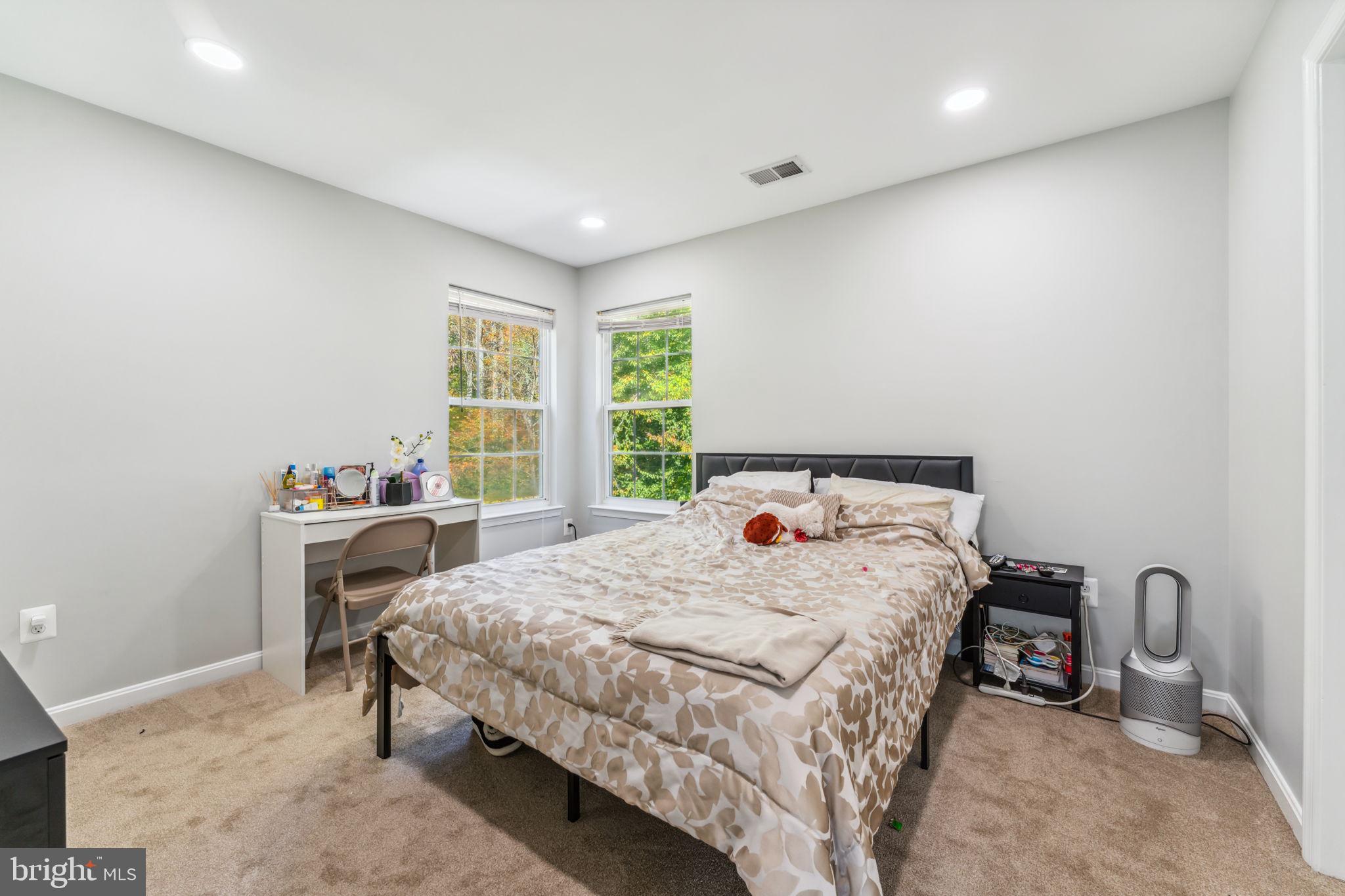 ROSE VALLEY-PLAT EIGHT> - Residential