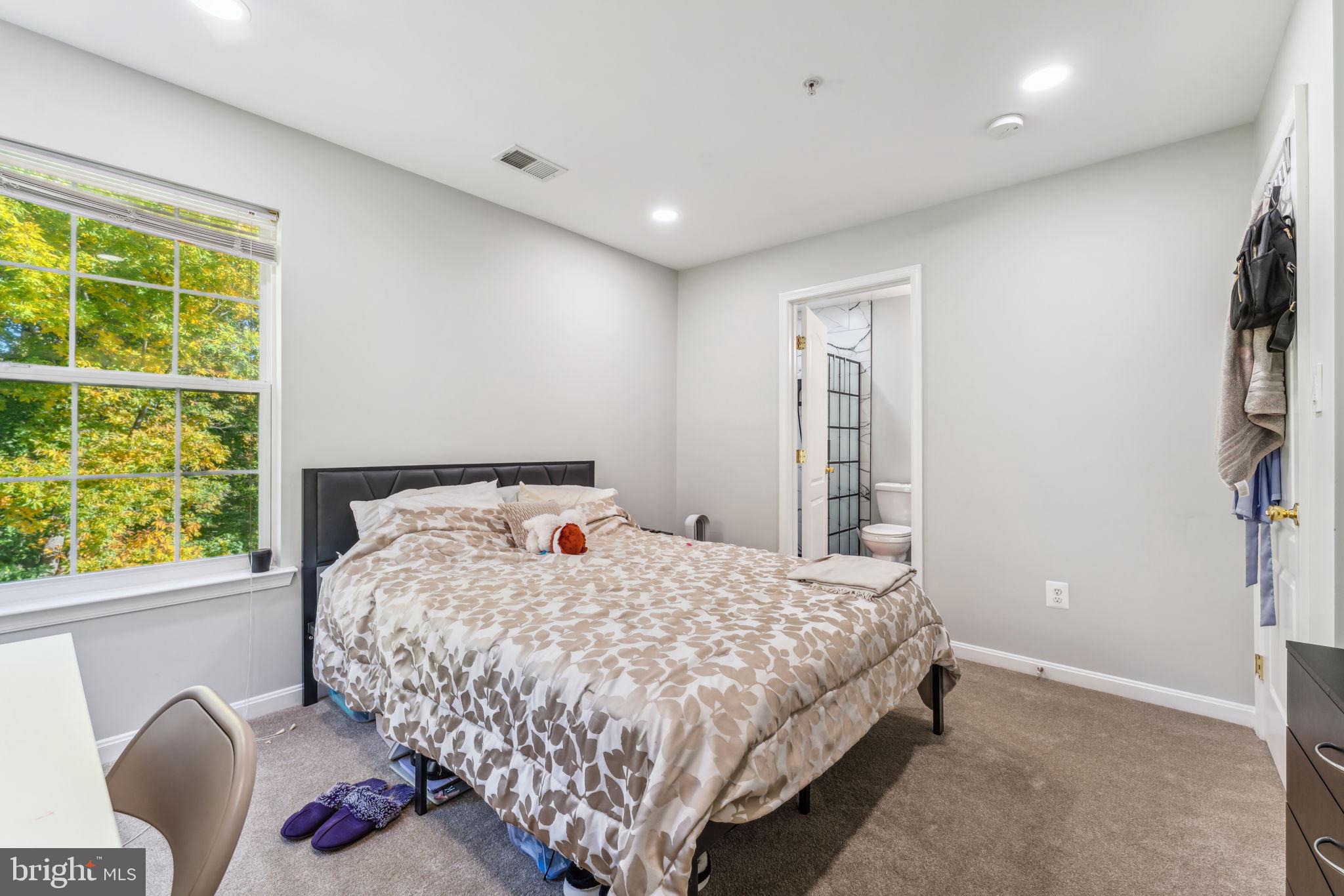 ROSE VALLEY-PLAT EIGHT> - Residential