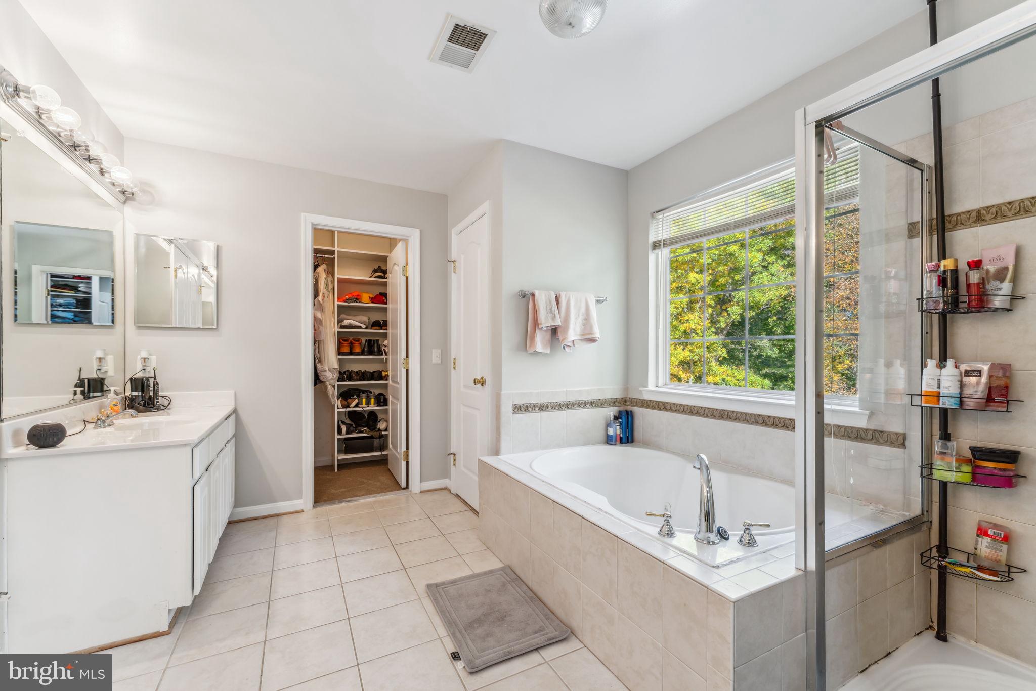 ROSE VALLEY-PLAT EIGHT> - Residential