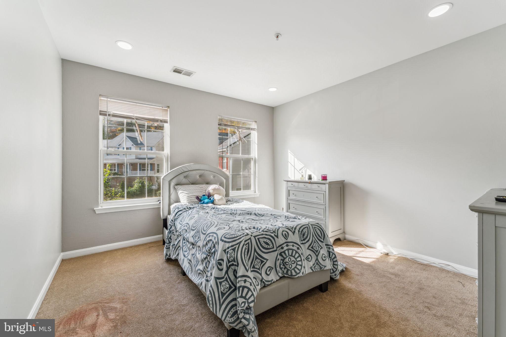 ROSE VALLEY-PLAT EIGHT> - Residential