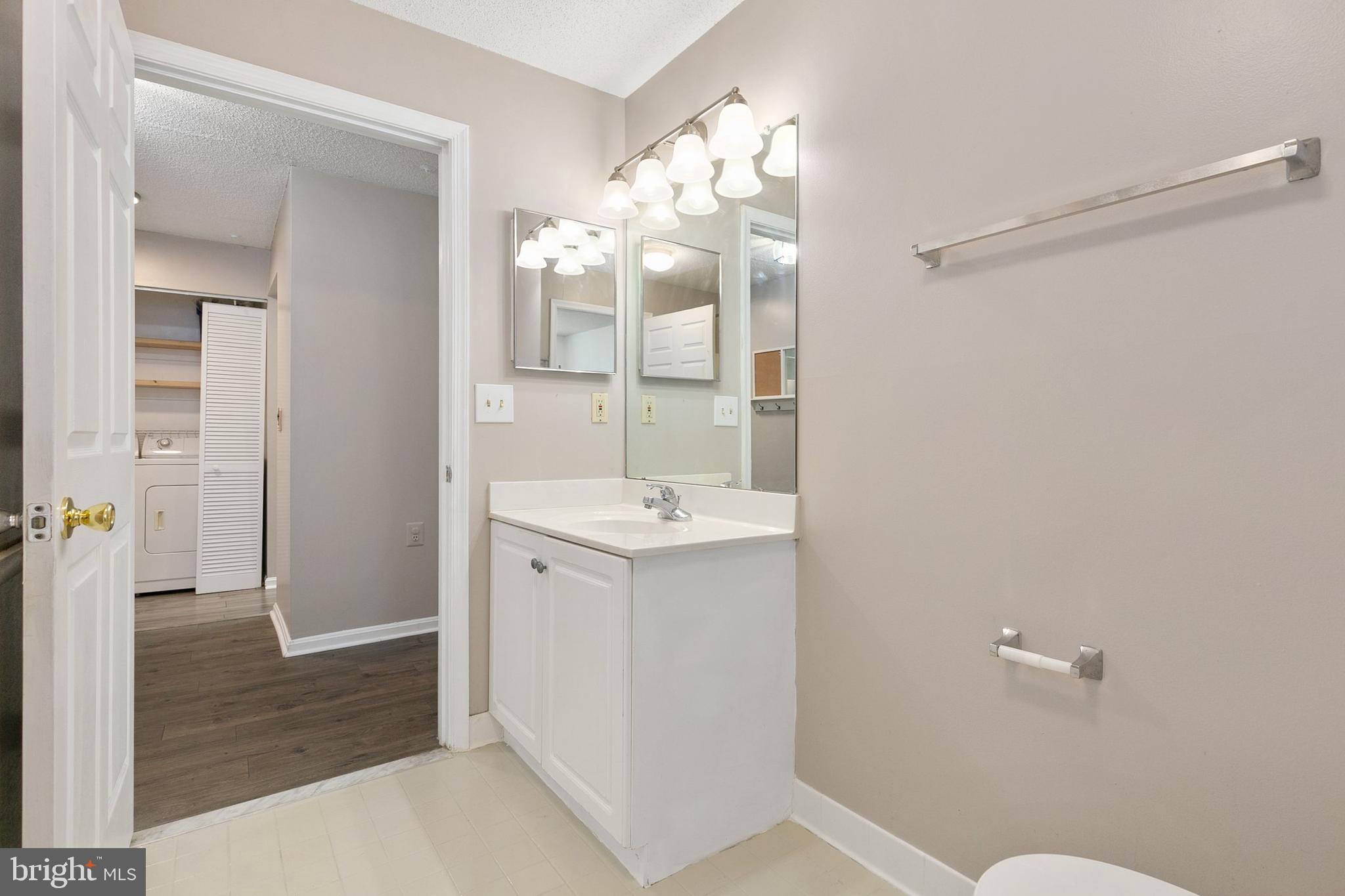 DECOVERLY - Residential