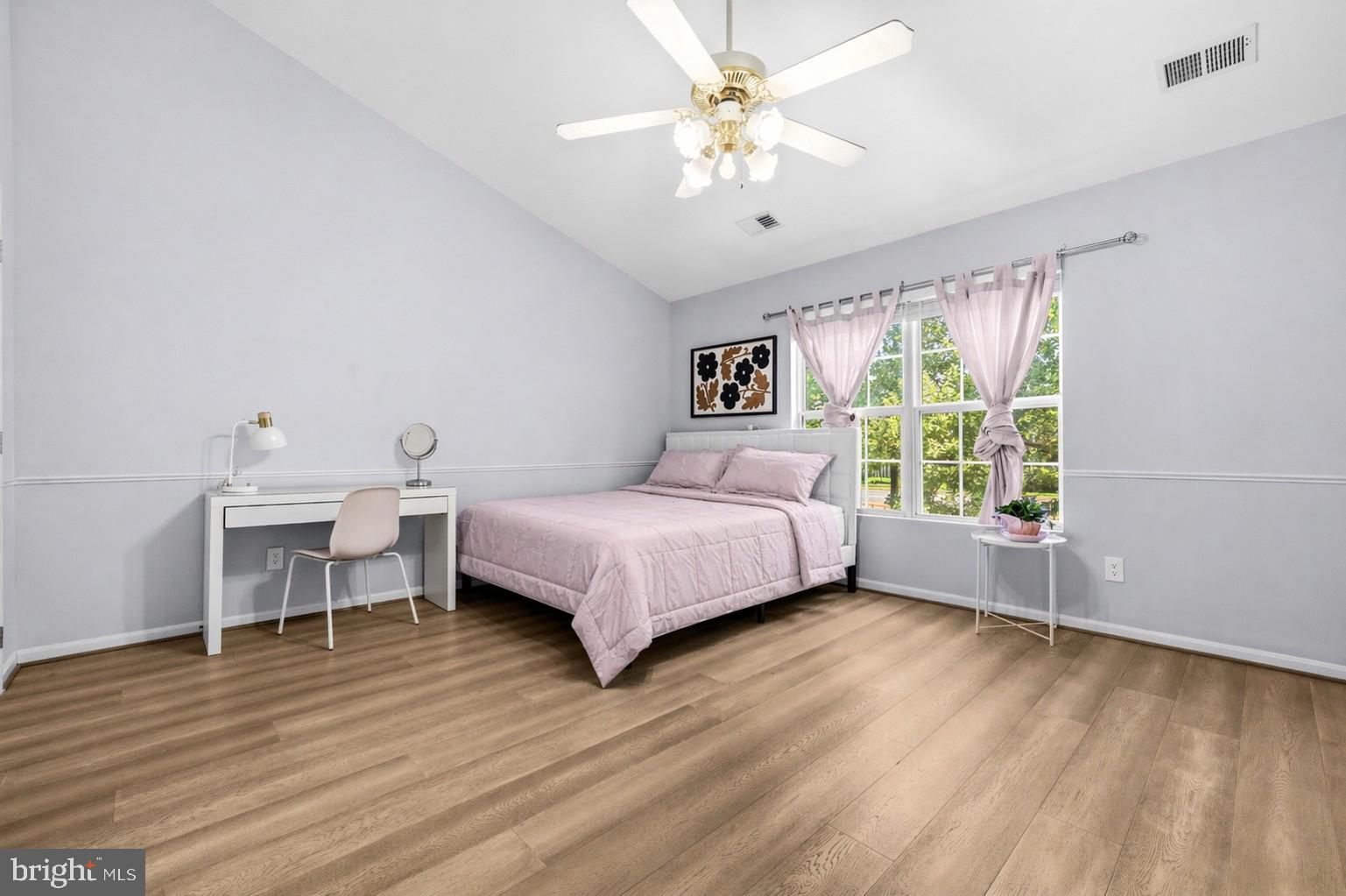 CENTRE RIDGE - Residential