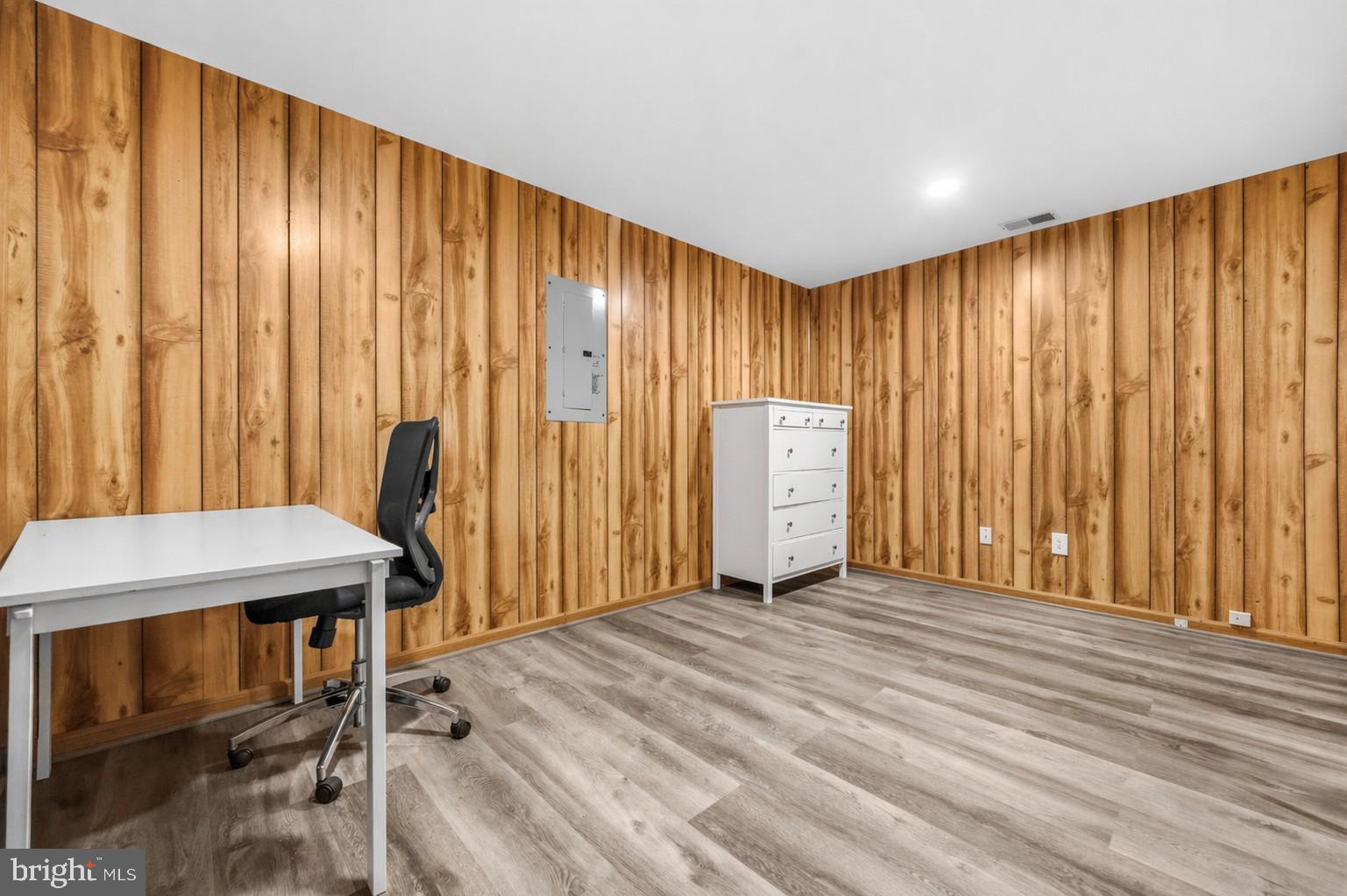 CENTRE RIDGE - Residential