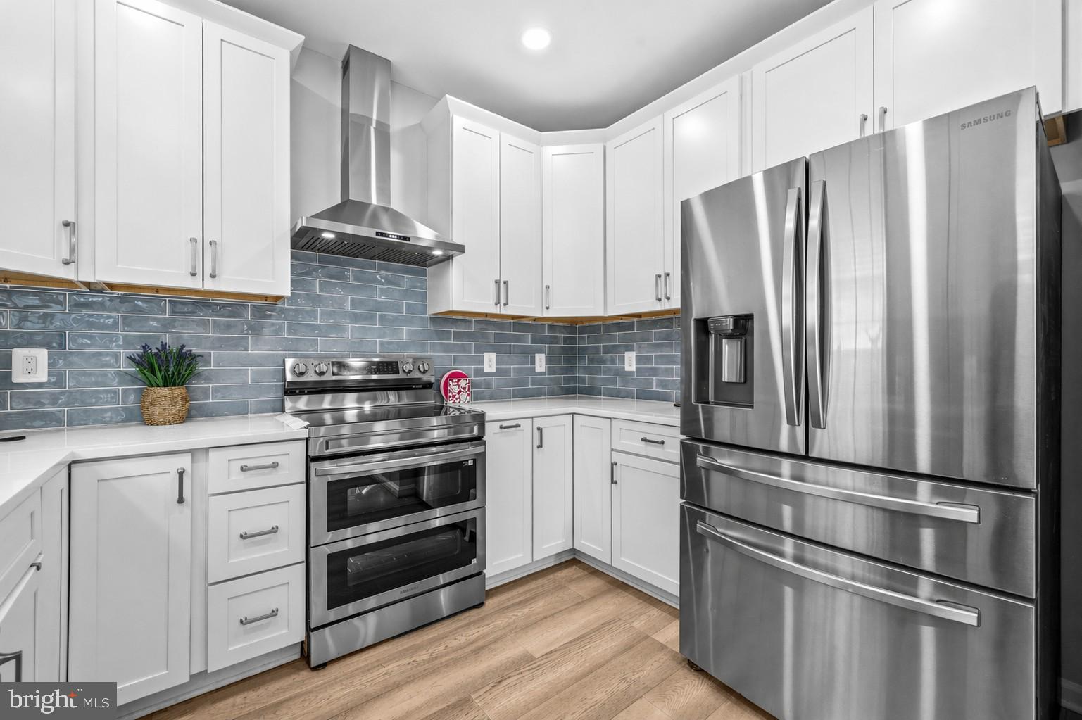 CENTRE RIDGE - Residential