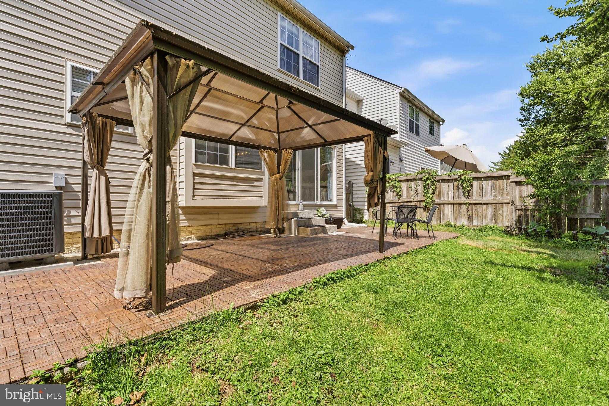 CENTRE RIDGE - Residential