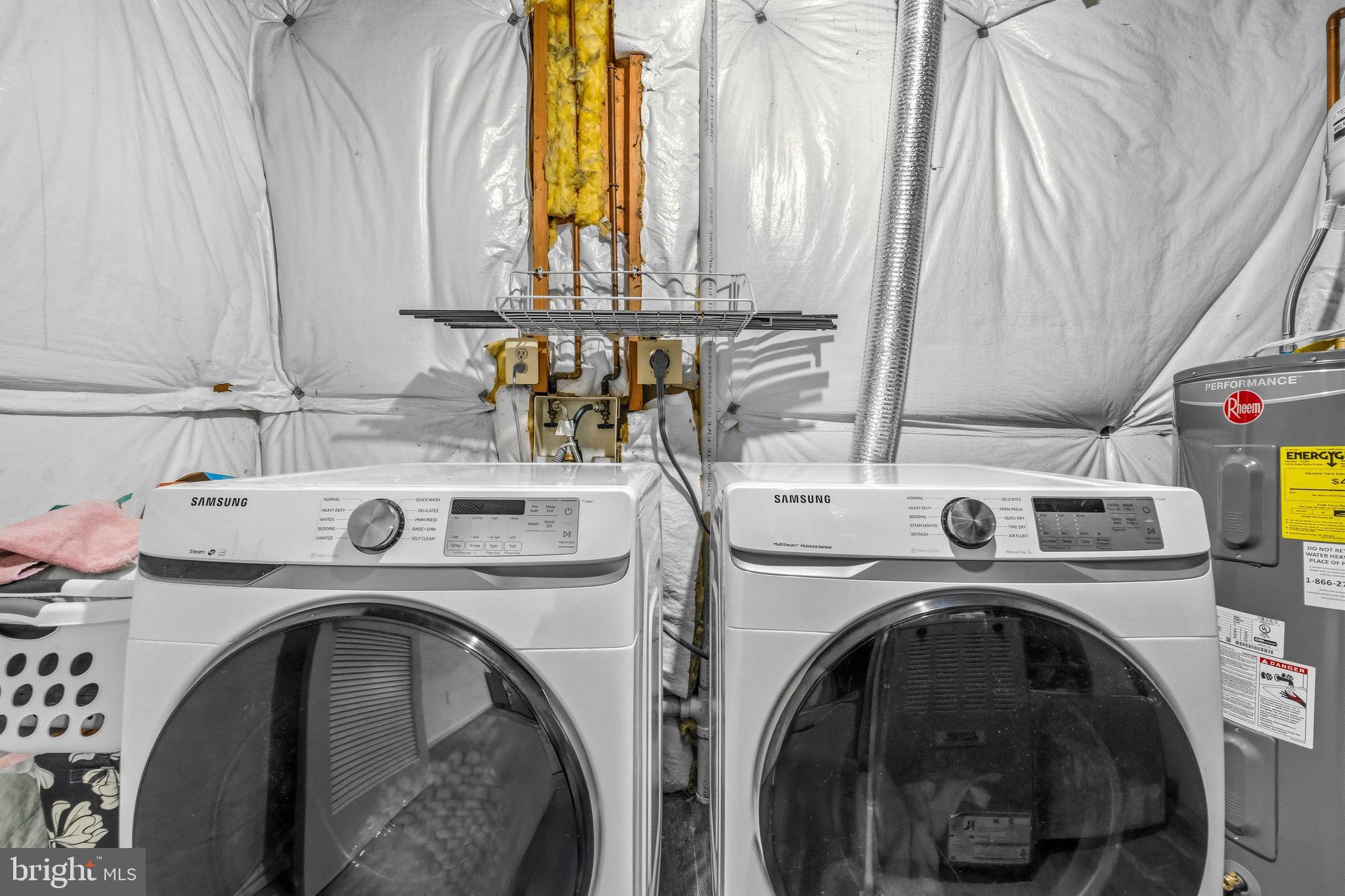 CENTRE RIDGE - Residential