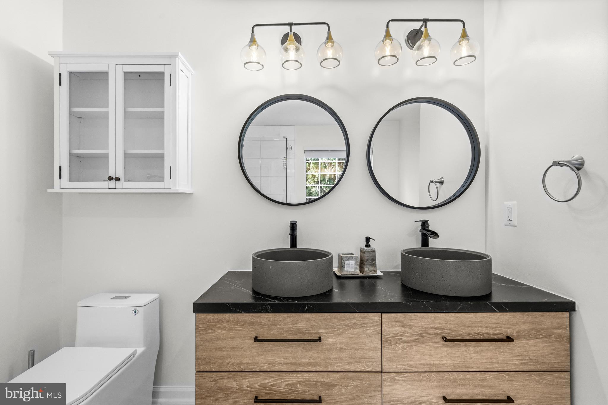 CENTRE RIDGE - Residential