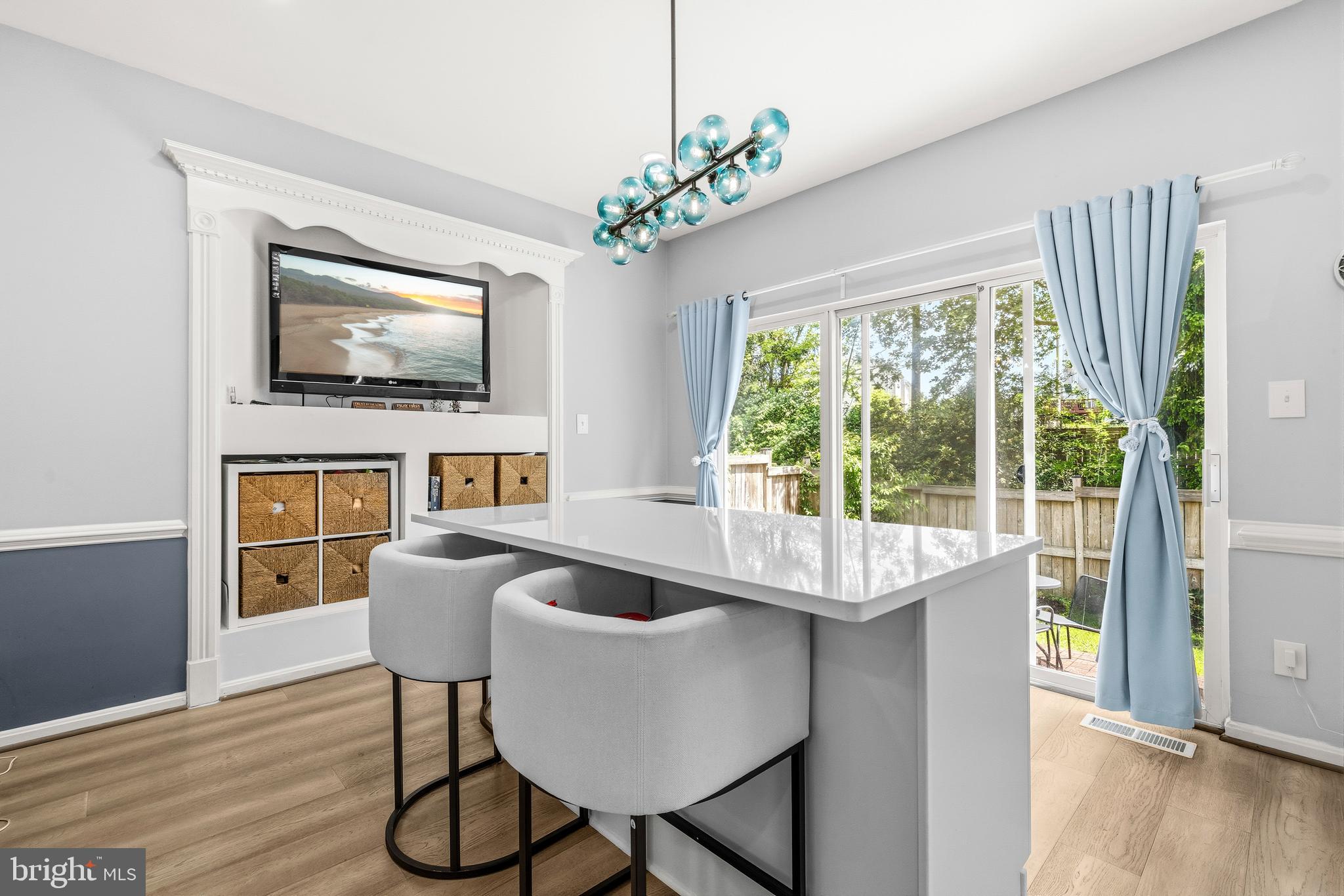 CENTRE RIDGE - Residential