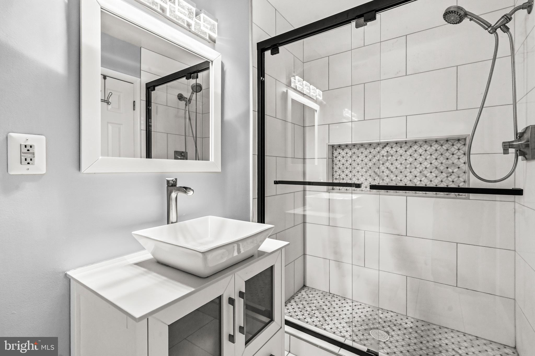 CENTRE RIDGE - Residential