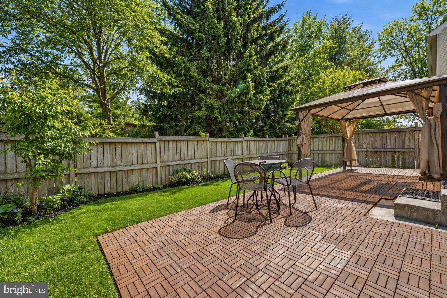 CENTRE RIDGE - Residential