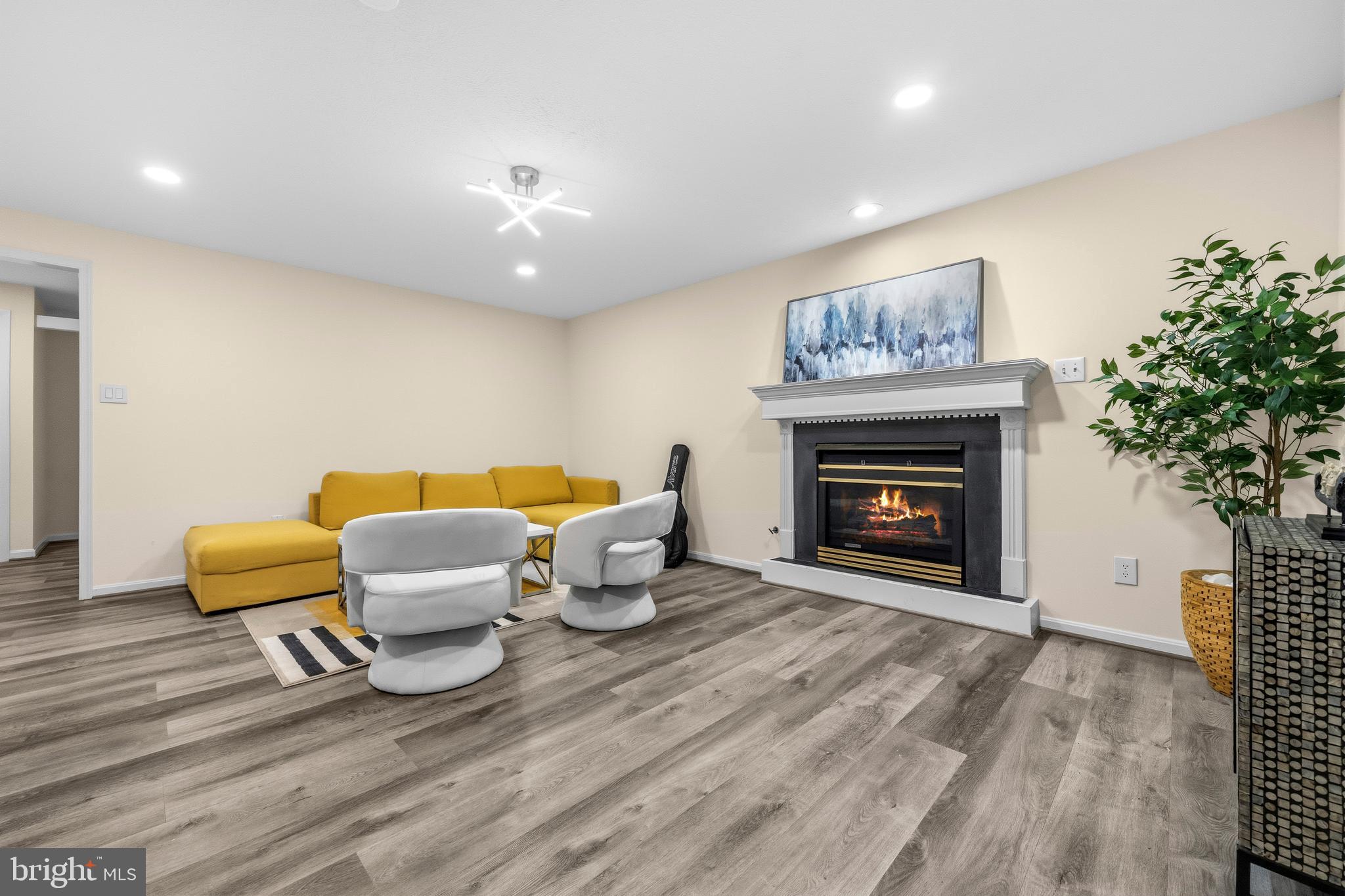 CENTRE RIDGE - Residential