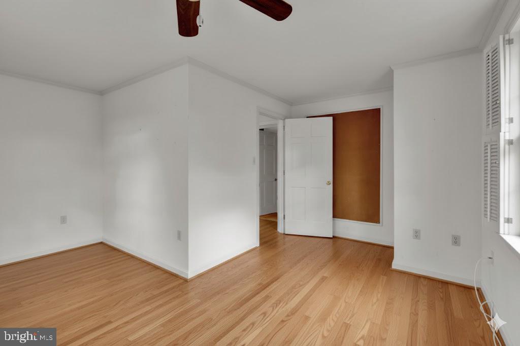 SCHOOL LANE HILLS - Residential