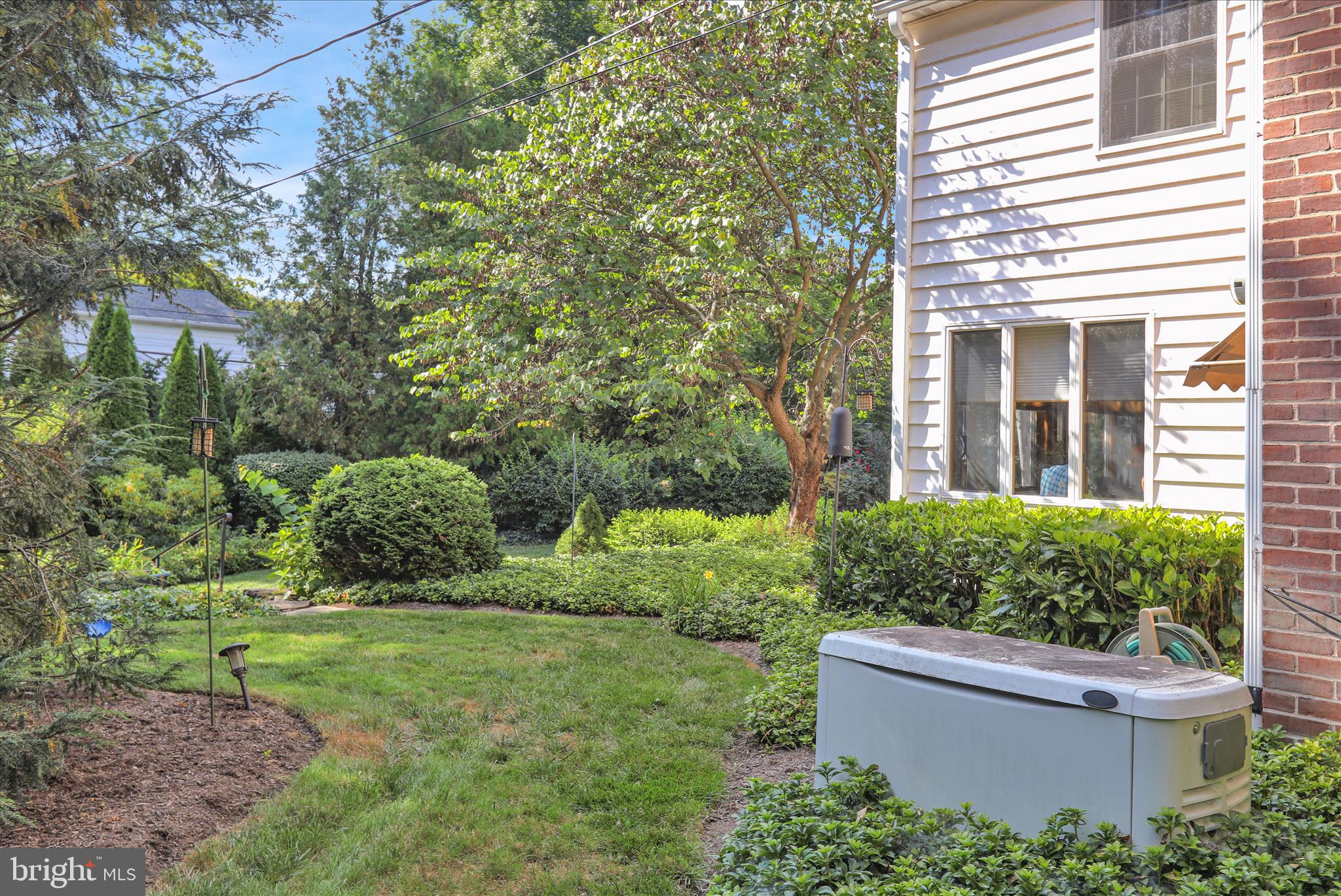 SCHOOL LANE HILLS - Residential