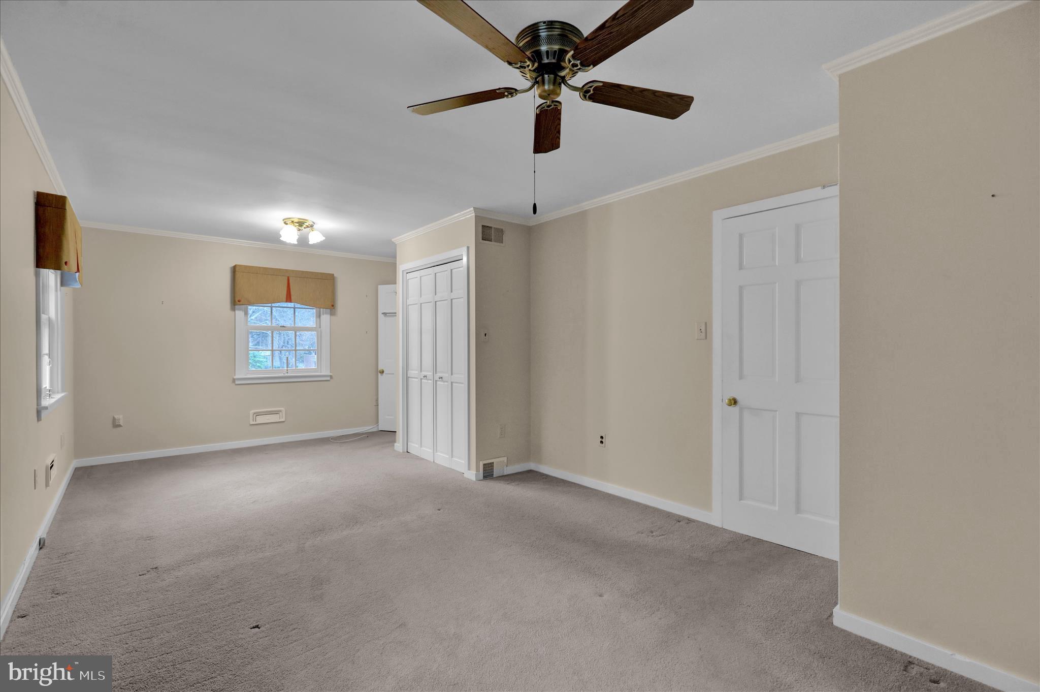 SCHOOL LANE HILLS - Residential