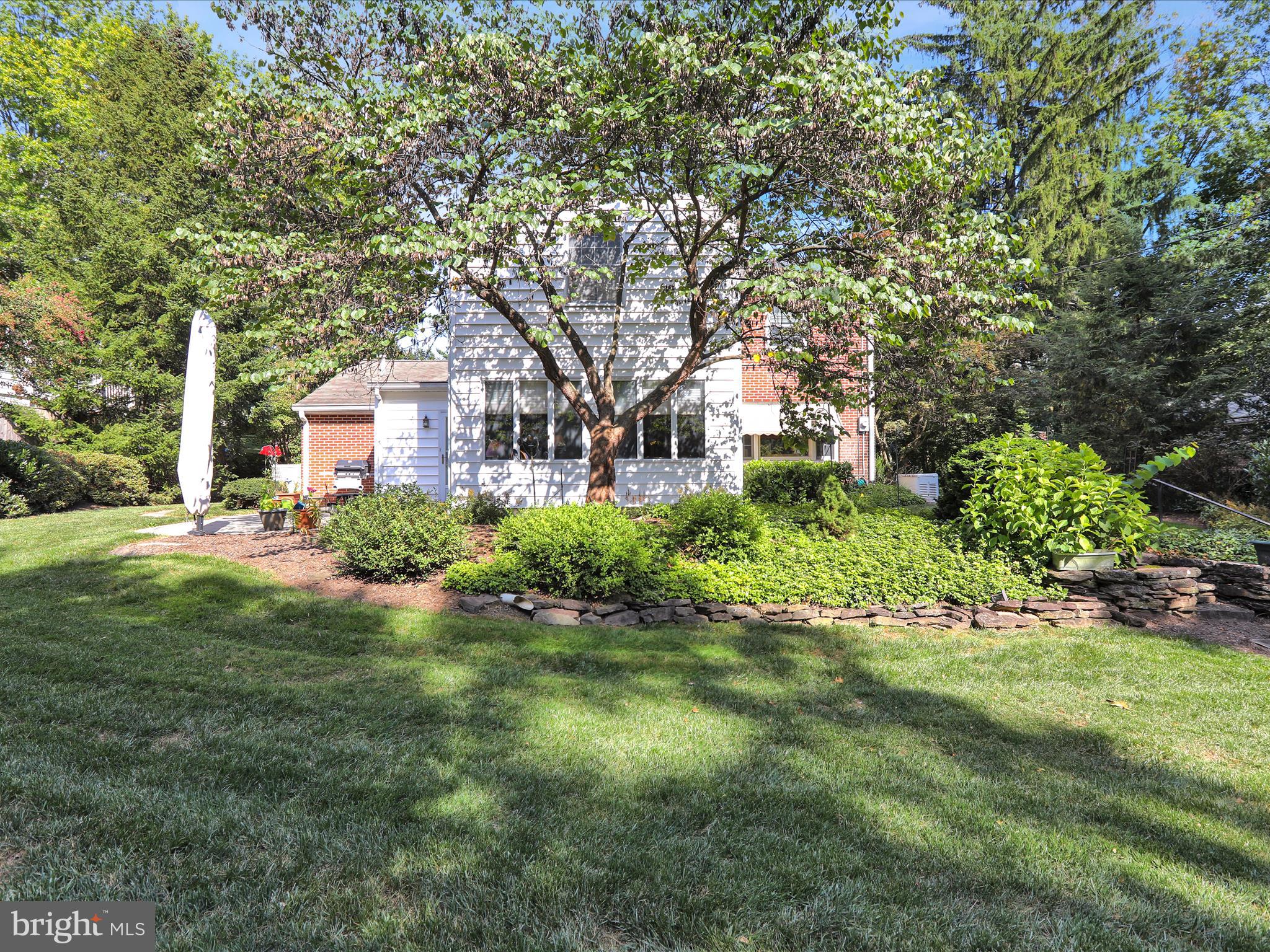 SCHOOL LANE HILLS - Residential