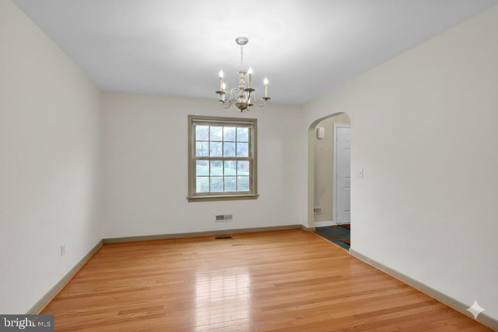 SCHOOL LANE HILLS - Residential