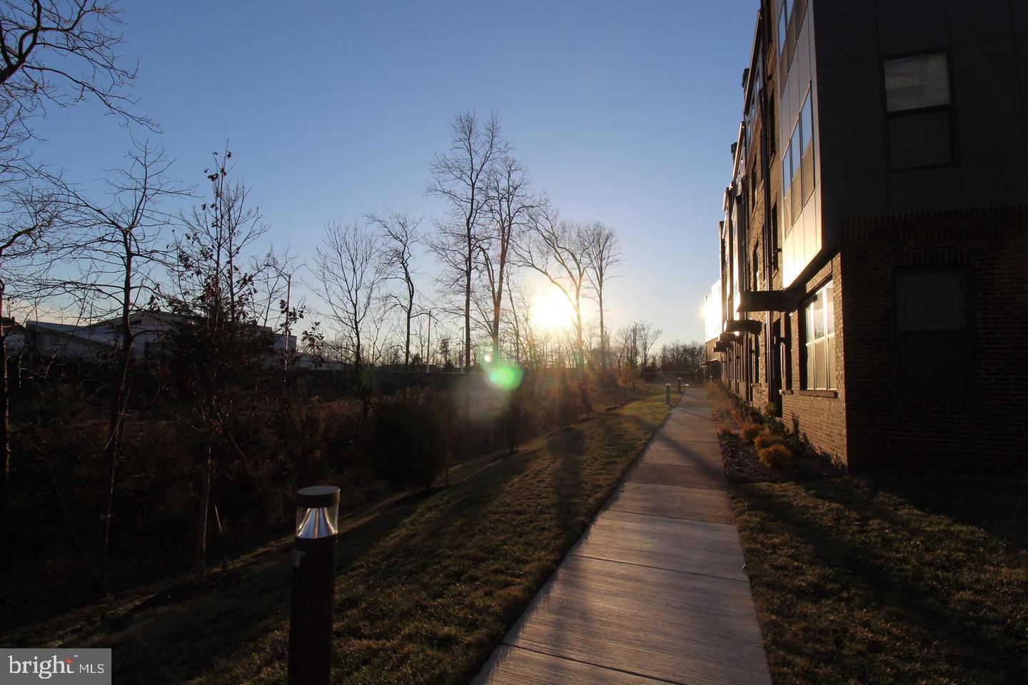 ASHBROOK PLACE - Residential Lease