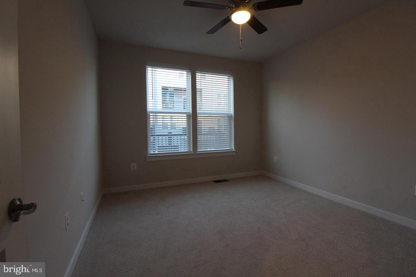 ASHBROOK PLACE - Residential Lease