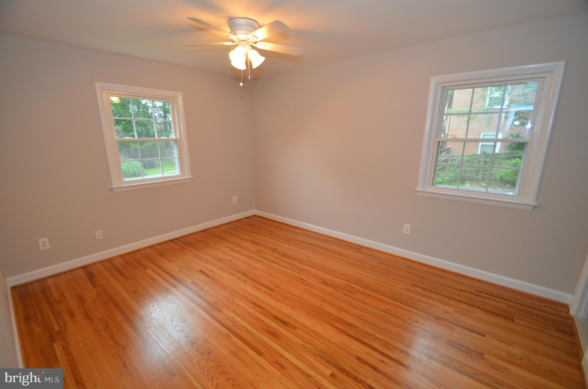 ROLLING VALLEY - Residential Lease