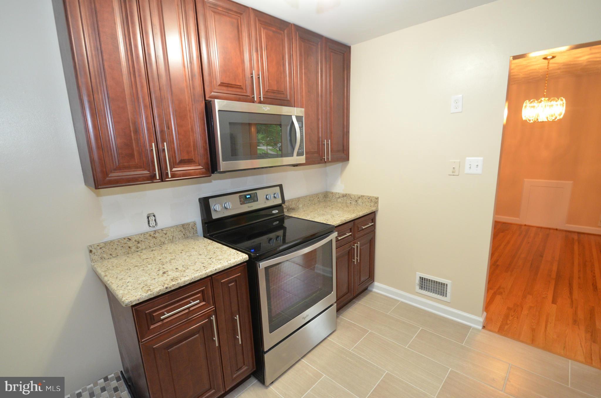 ROLLING VALLEY - Residential Lease