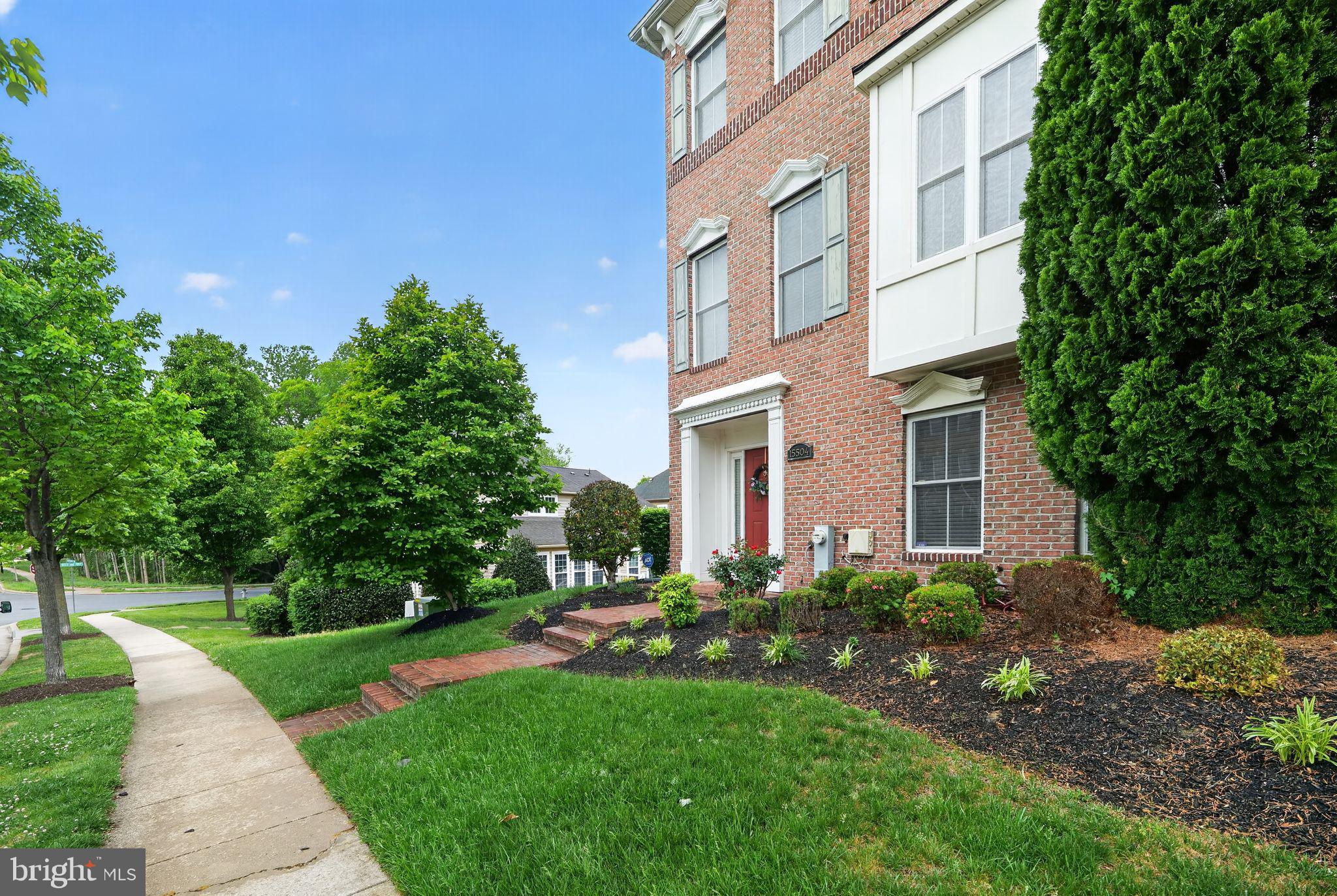 15504 NEWTONMORE LANE