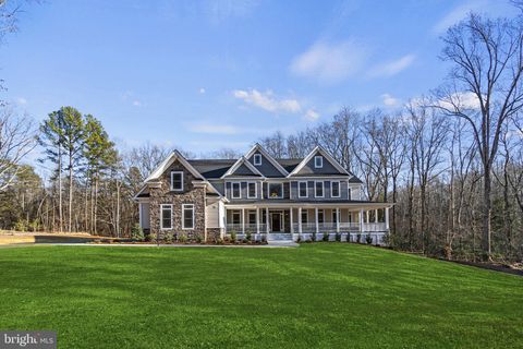 Homes For Sale - 5908 Copper Mill Drive<br/> FREDERICKSBURG, VA 22407