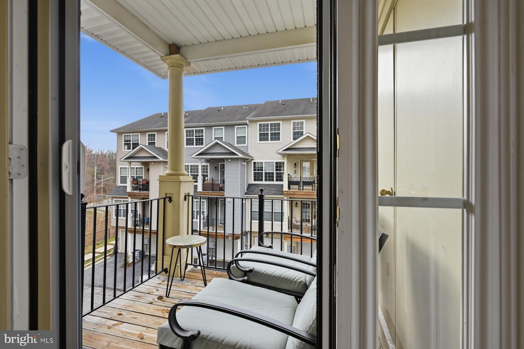 CREEKSIDE COVE - Residential